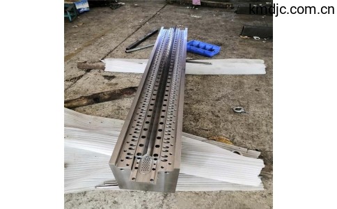 CNC電腦鑼加工 龍門機(jī)械加工 機(jī)加工 大型方通槽鋼加工 龍門機(jī)架加工